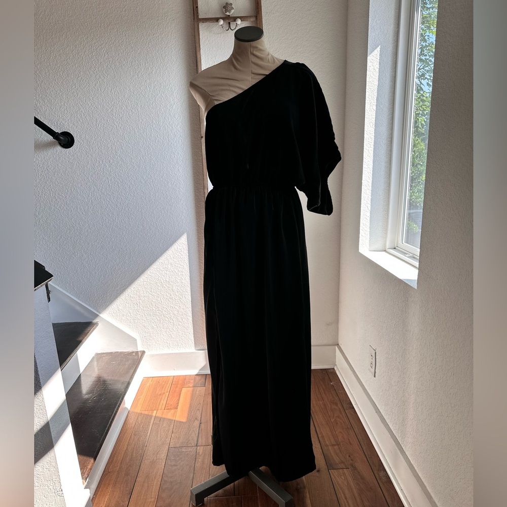 Gilli Solid Black One Shoulder Front Split Maxi D… - image 2